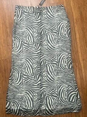 Zebra Print A-Line Skirt - Black & White